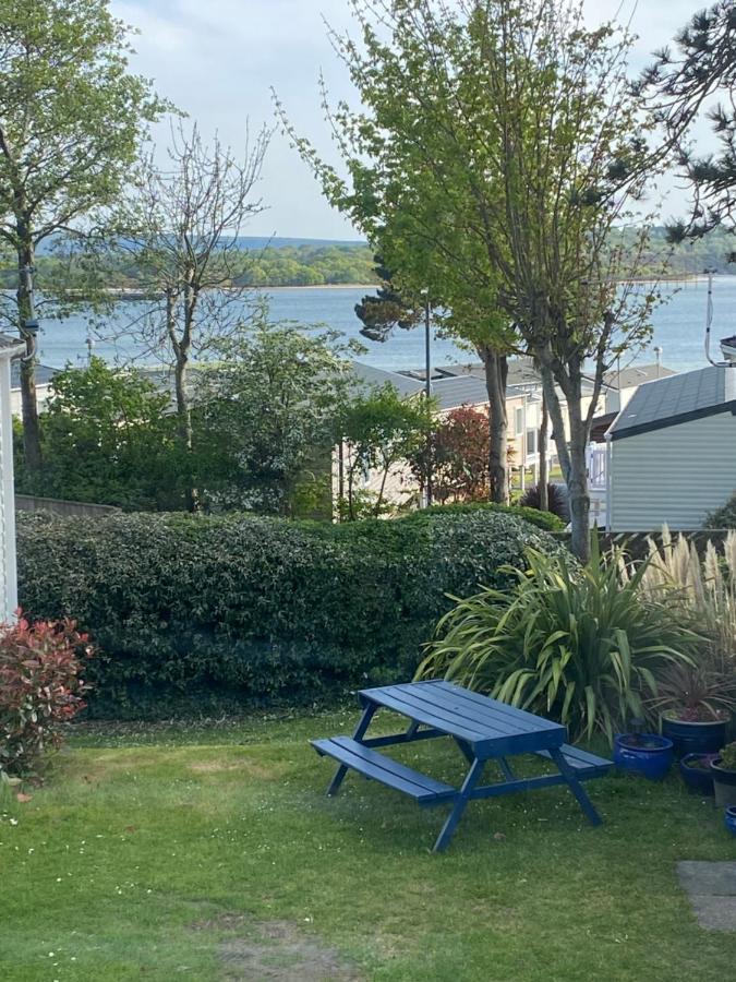 Juani Lägenhet Poole Exteriör bild